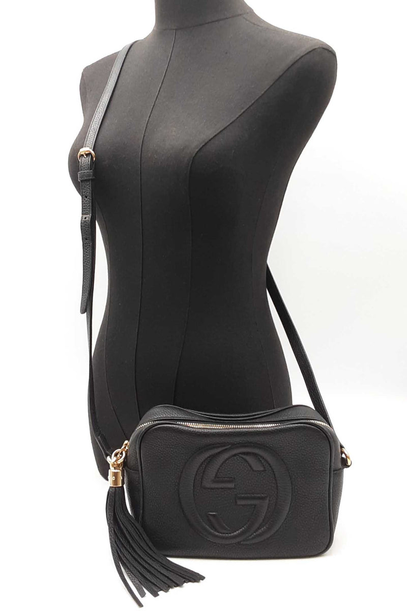 Gucci Soho Disco Crossbody Bag In Black Pebbled Leather Fw1125wxzdu