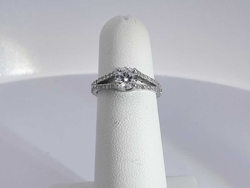 .70 Cttw Diamond 14k White Gold Ring 2.5 Grams Size 4.5 Aa1025czxsa