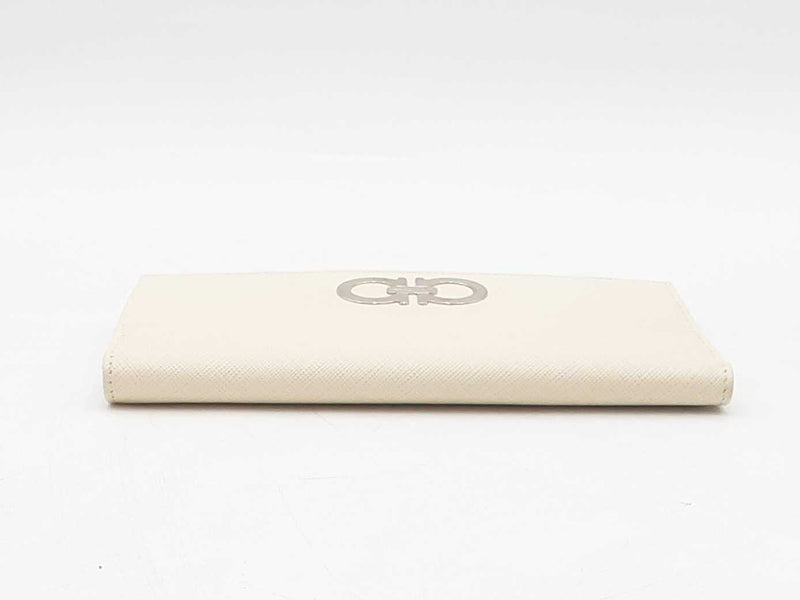 Salvatore Ferragamo Gancini Flap Wallet White Aa0425crsa