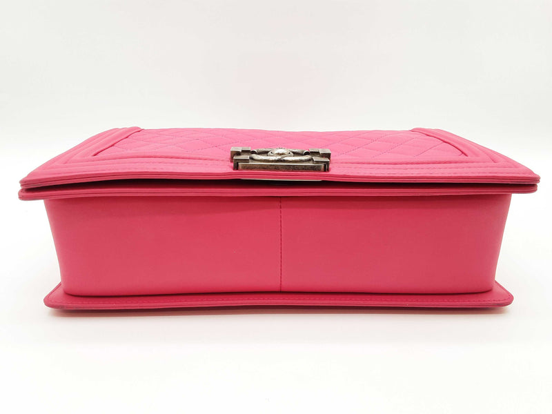 Chanel Boy Bag Hot Pink Quilted Lambskin Leather Shoulder Bag Do0925wxzxde
