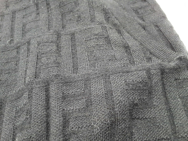 Fendi Logo Embossed Black Zipper Jacket Do0425rxzde