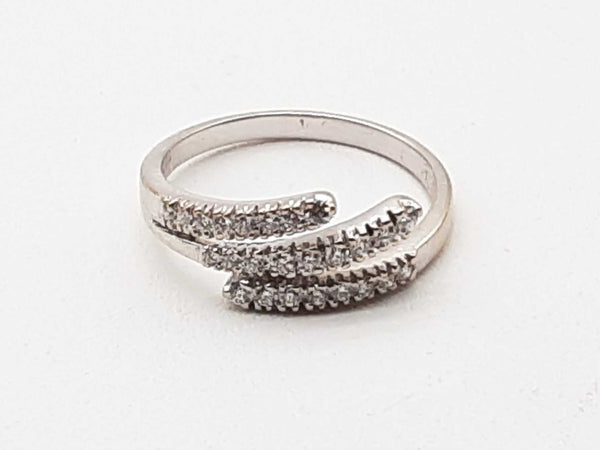 14k White Gold 2.2g Diamond Wave Fancy Ring Size 6.25 Doexde 144020012630