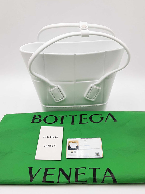 Bottega Veneta Mini Arco Rubber Intrecciato Tote Bag Eb1224wxzdu