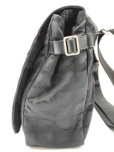 Chanel Travel Line Black Cc Logo Nylon Messenger Bag Do825oxzde
