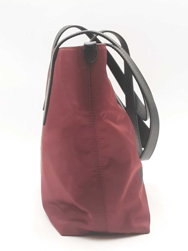 Burberry Burgundy Econyl Nylon Logo Tote Bag Eb0425oxzsa