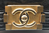 Chanel Black Chevron Quilted Caviar Leather Boy Bag Eb1225orxzde
