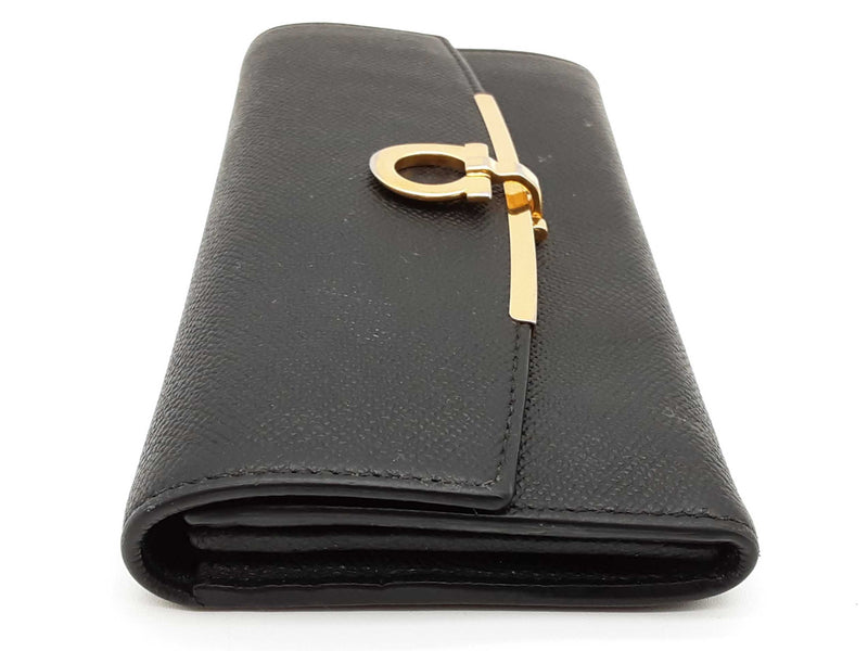 Salvatore Ferragamo Gancini Black Leather Continental Wallet Do0525oorde
