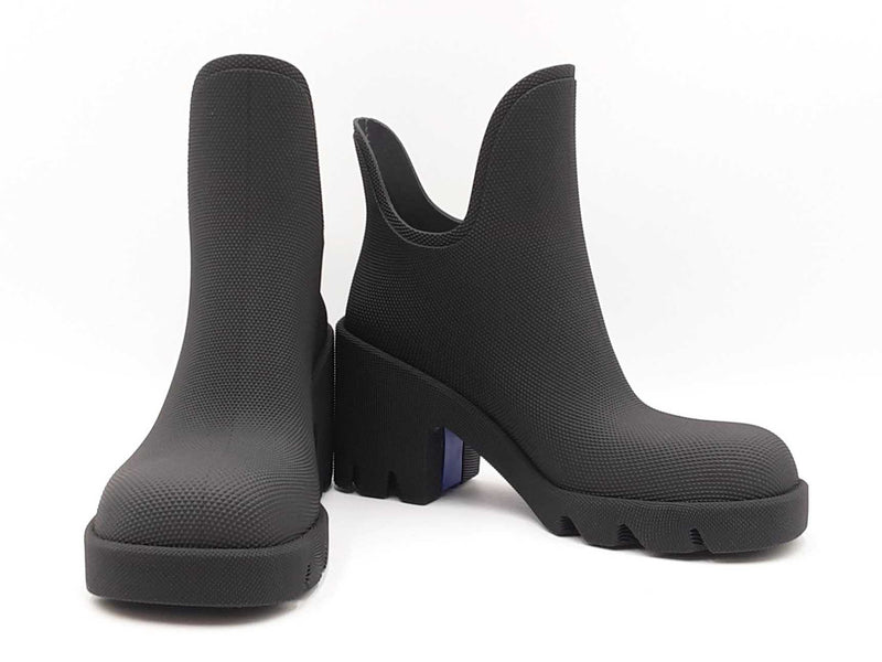Burberry Marsh Black Rubber Ankle Booties Size Eu 37 Us 7 Fw1025crdu