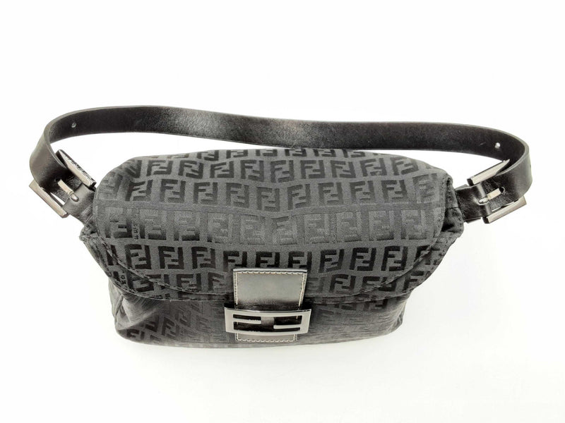 Fendi Baguette Bag In Zucchino Logo Canvas Fw0225orzdu