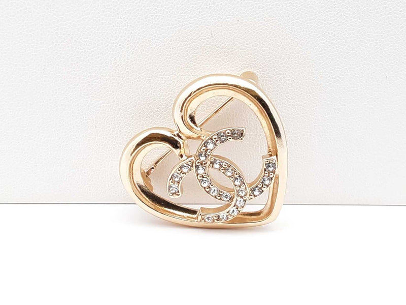 Chanel Cc Logo Heart Gold-tone & Strass Brooch Fw1025lordu