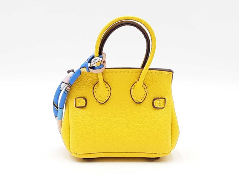 Mini Exquisite Bag Charm In Yellow Fw0825idu