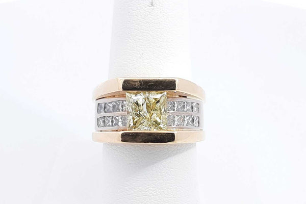 Approx. 2.85ctw Diamond Ring In 18k Yellow Gold 21.2 Grams Size 8 Eb1124ocxzsa