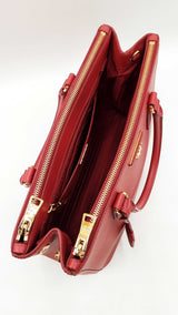 Prada Galleria Double Zip Tote Bag In Red Saffiano Leather Fw0925przdu