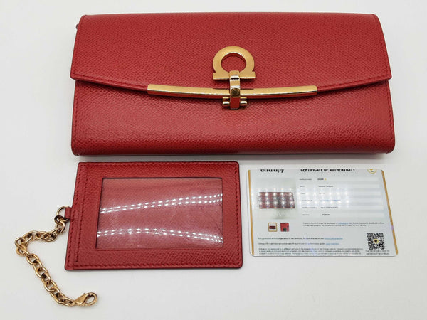 Salvatore Ferragamo Gancini Red Leather Continental Wallet Do0725lxzde