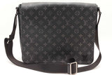 Louis Vuitton Monogram Eclipse District Messenger Bag Eb0926ixzde