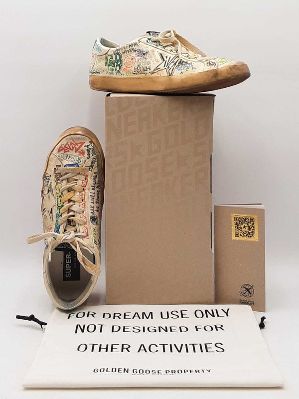 Golden Goose Superstar In Graffiti-printed White Leather Size It 42 Fw0925lrzdu