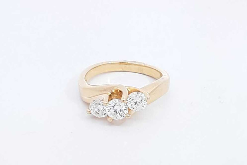 Approx. 0.96ctw Diamond Ring In 14k Yellow Gold 6.1 Grams Size 7 Eb1124cxzsa