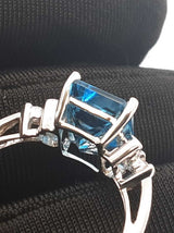 Blue Topaz & Diamond Ring In 10k White Gold 2.3 Grams Size 7 Fw1225rzdu