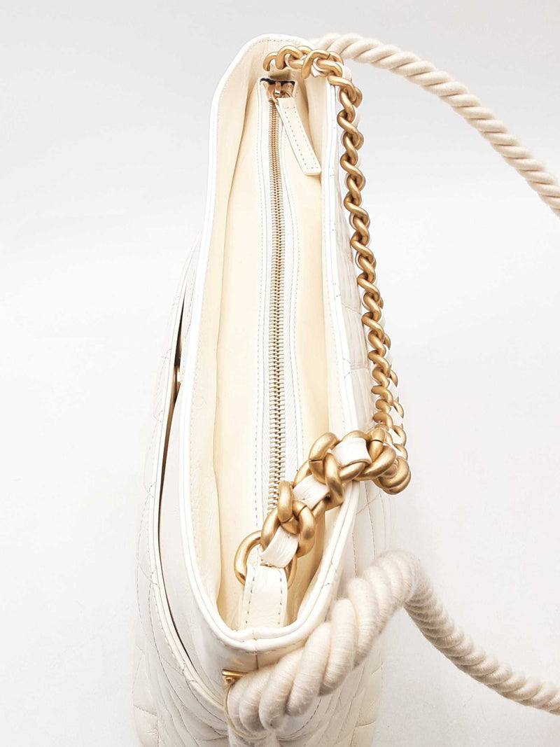 Chanel Crumpled Quilted White Calfskin En Vogue Rope Hobo Bag Eb0325olxzsa