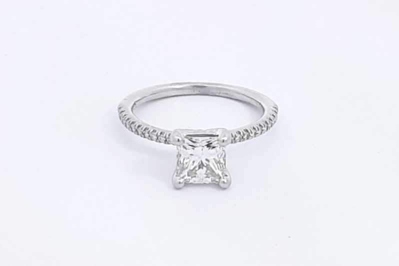 Approx. 1.02ctw Diamond Ring In Platinum 3.5 Grams Size 4.75 Eb1024lrxzsa