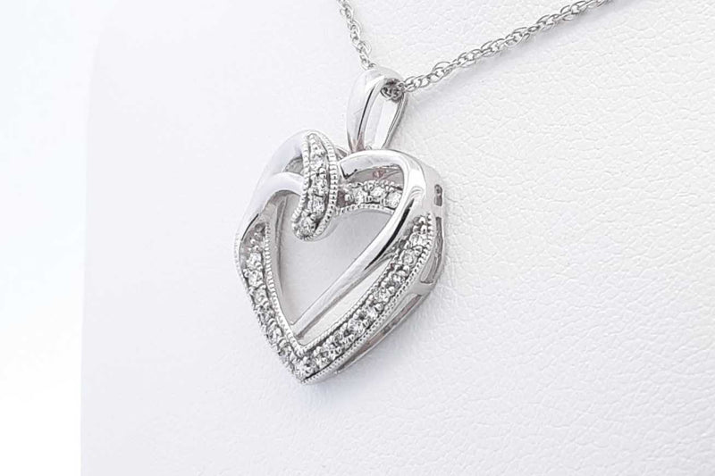 Approx. 0.23ctw Lab Grown Diamond 925 Heart Pendant & Chain 3.4g Eb1124pcsa