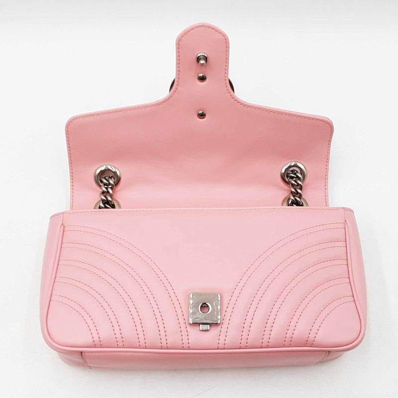 Gucci Marmont Medium Shoulder Bag In Pink Matelassé Chevron Leather Fw0925przdu