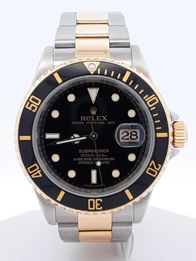 Rolex Submariner Oyster Perpetual Date Two-tone 40mm  Watch Fw1025rxzxdu