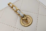 Chanel Quilted Lambskin Vanity Case Eb1026olxzsa