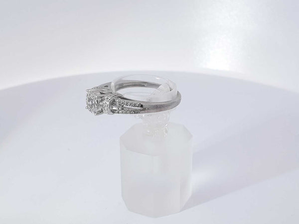 0.59 Cttw Diamond 10k White Gold Ring 3 Grams Size 8 Aa0525lrzsa