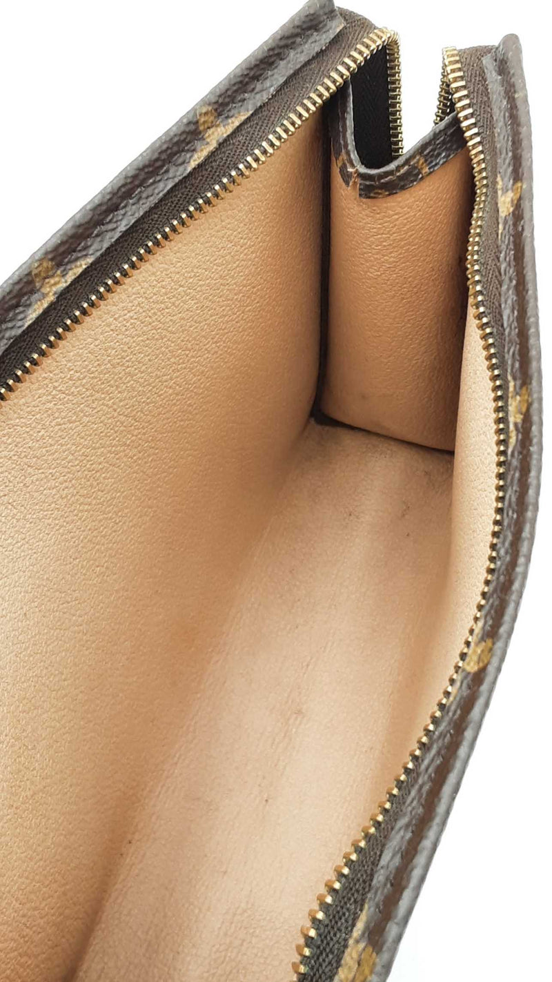 Louis Vuitton Monogram Coated Canvas Pochette Toilette Fw0525lrzdu