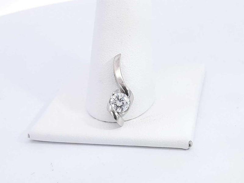 Approx. 0.5ctw Diamond Pendant In 14k White Gold 1.6 Grams Eb0824wrxsa