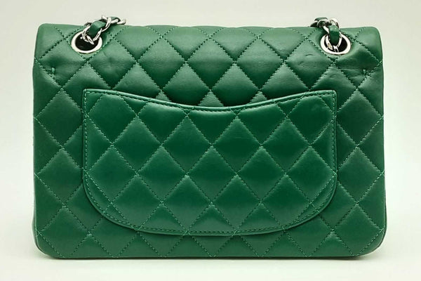 Chanel Quilted Lambskin Classic Double Flap Shoulder Bag Eb0225iwwwsa