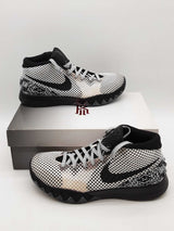Nike Kyrie 1 Bhm Black & White Sneakers Size 9 718820-100 Eb0326rxde