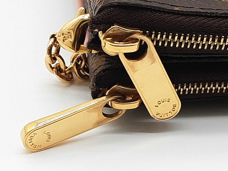 Louis Vuitton Double Zip Pochette Vivienne Holiday Crossbody Bag Do0225erxde