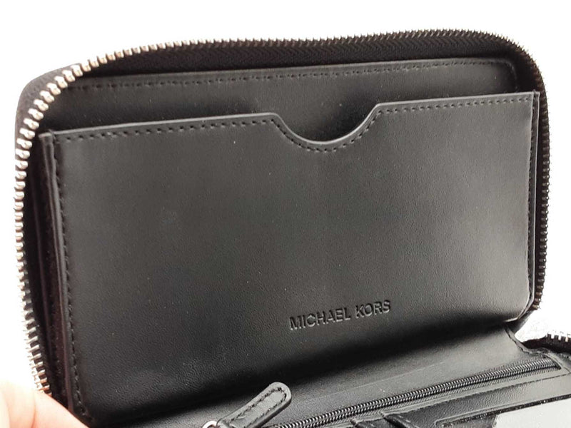 Michael Kors Fulton Smartphone Wristlet In Black Pebbled Leather Fw1125oxdu