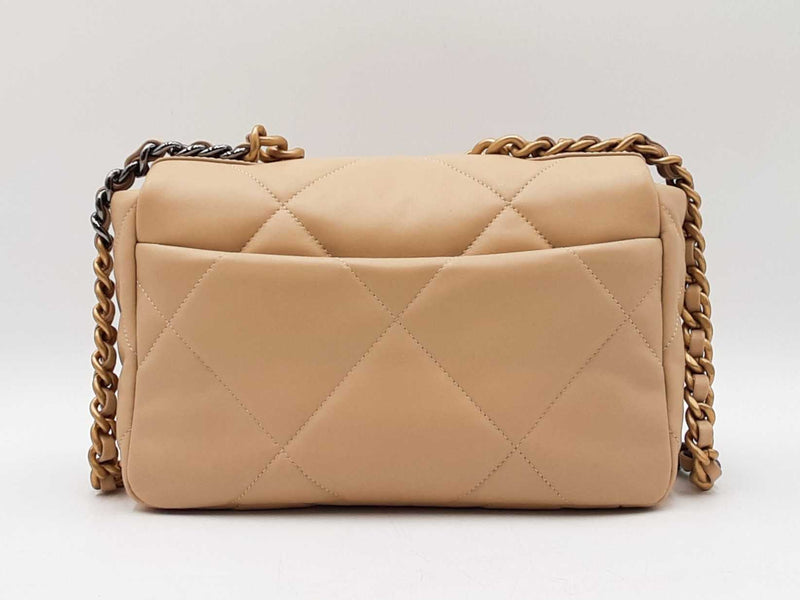 Chanel 19 Beige Diamond-quilted Leather Flap Bag Fw0825ozxzdu