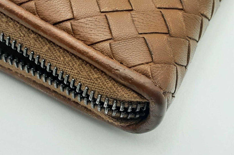 Bottega Veneta Brown Intrecciato Leather Zip Around Wallet Eb1124lxzsa