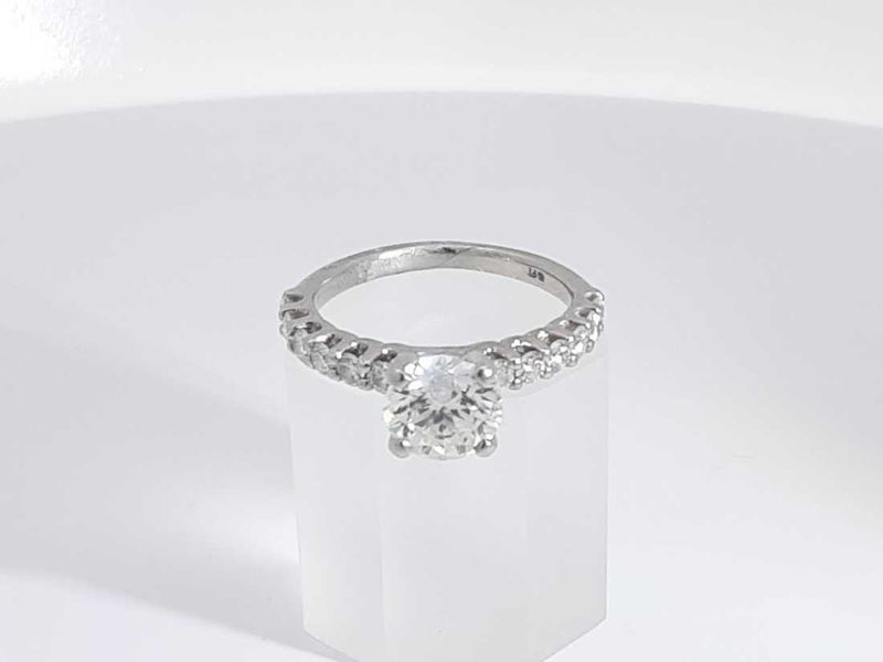 1.63 Cttw Diamond Platinum Ring .3 Grams Size 4.5 Aa0225poxzsa