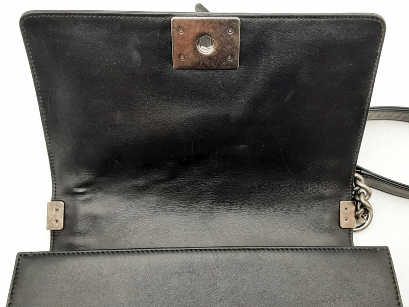 Chanel Medium Boy Bag Woven Leather Black Handbag Aa0425lexzsa