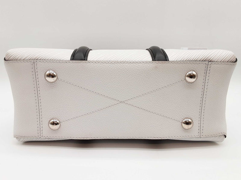 Louis Vuitton Soufflot White Epi Leather Crossbody Bag Do0325lwxzde