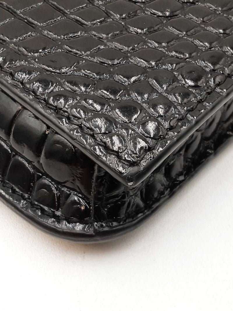 Yves Saint Laurent Cassandre Phone Holder In Croc-embossed Leather Fw0825wzxdu