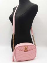 Louis Vuitton New Wave Camera Bag In Pink Quilted Leather Fw0626wrzdu