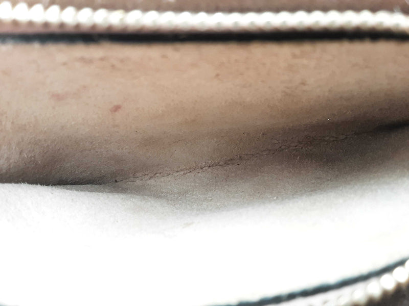 Valentino Garavani Pebbled Calfskin Rockstud Crossbody Sd0625pzxsa