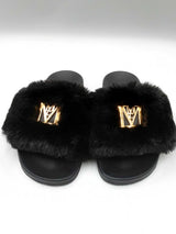 Mcm Faux Fur Logo Slides Size 8 Eb0824rxdu