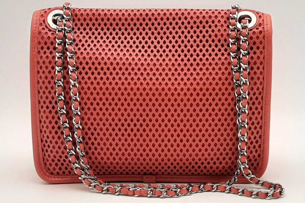 Chanel Perforated Red Leather Up In The Air Flap Shoulder Bag Eb0125lexzsa