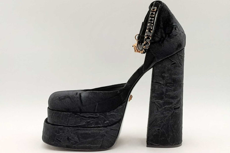 Versace Aevitas Black Velvet Platform Heels Size 41 Eb0125lrxsa