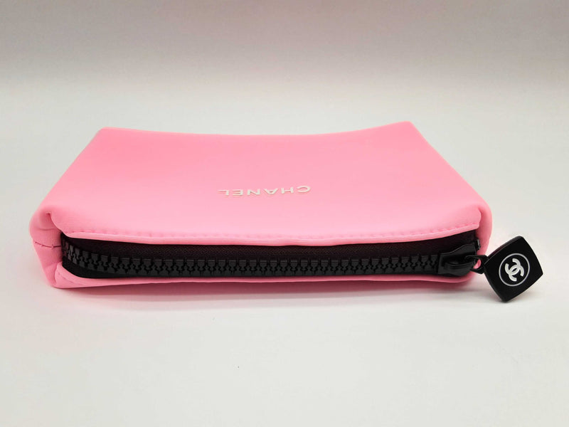 Chanel Vip Neon Pink Neoprene Cosmetic Bag Do0225oxde