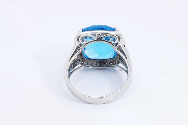 Blue Gemstone & Diamond Ring In 14k White Gold 2 Grams Size 8.75 Eb0724lxzsa