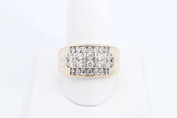 Approx. 1.08ctw Diamond Ring In 10k Yellow Gold 5.7 Grams Size 9 Eb1224wixsa