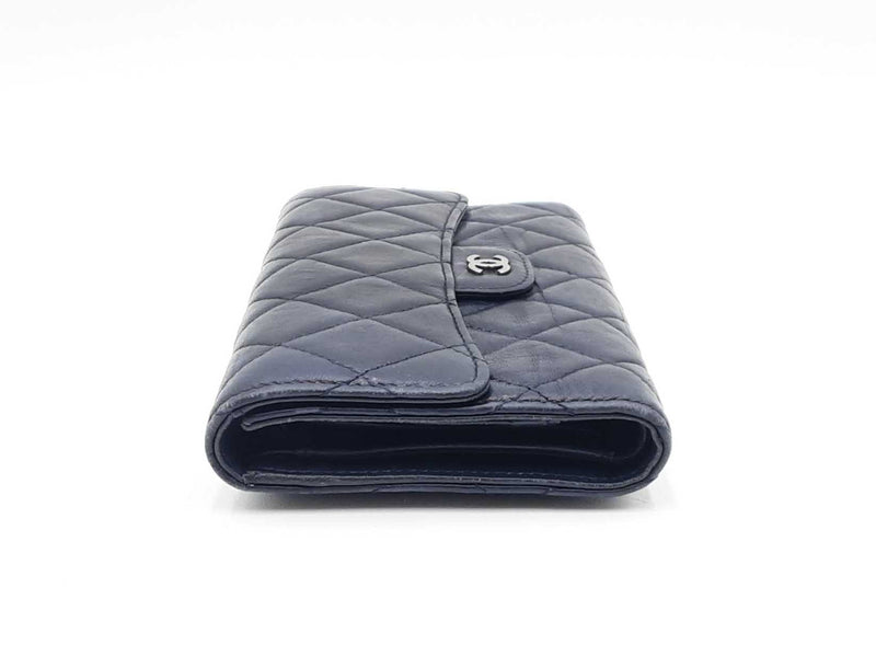 Chanel Timeless Classic Matelassé Navy Blue Lambskin Wallet Fw0225wrxdu